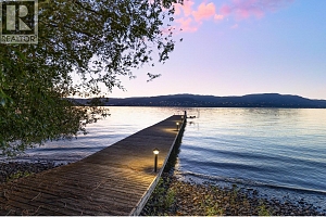 4840 Lakeshore Road - Photo 5