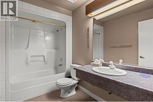 5275 Big White Road Unit# 202 - Photo 14