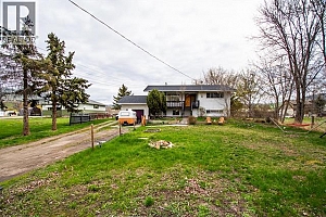 2611 Lakeshore Road - Photo 6