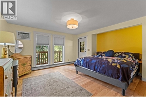 8361 Ladner Road - Photo 8