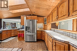 975 Monashee Place - Photo 13