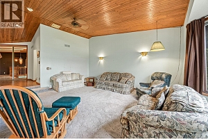 975 Monashee Place - Photo 25