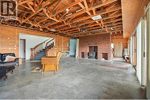 975 Monashee Place - Photo 37