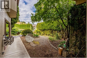 975 Monashee Place - Photo 45