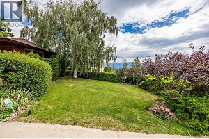 975 Monashee Place - Photo 51