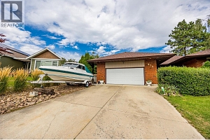 975 Monashee Place - Photo 53