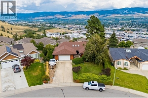 975 Monashee Place - Photo 56