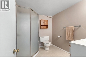 2100 43 Avenue Unit# 101 - Photo 30