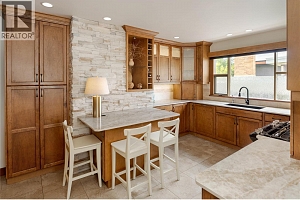 354 BURNE Avenue - Photo 3