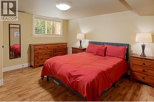 354 BURNE Avenue - Photo 35