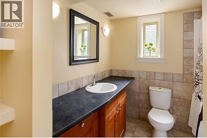 354 BURNE Avenue - Photo 36