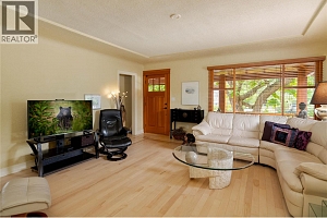 354 BURNE Avenue - Photo 8