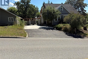 2502 25 Avenue - Photo 2