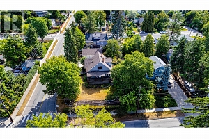 2502 25 Avenue - Photo 4