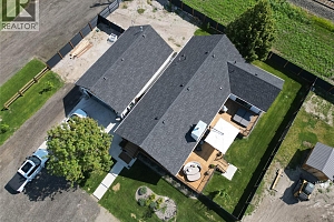 7850 Redwing Road - Photo 26