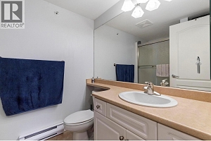 686 Lequime Road Unit# 403 - Photo 17