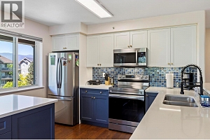 686 Lequime Road Unit# 403 - Photo 4