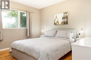 764 Francis Avenue - Photo 12
