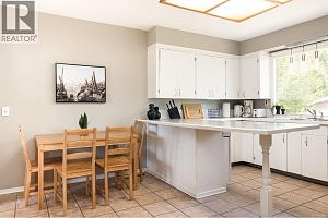 764 Francis Avenue - Photo 17