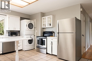 764 Francis Avenue - Photo 19