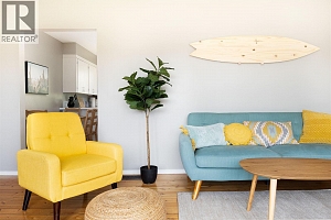 764 Francis Avenue - Photo 2