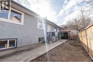 764 Francis Avenue - Photo 24