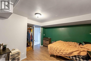 764 Francis Avenue - Photo 32