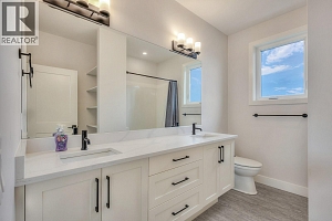 1865 Viewpoint Crescent - Photo 27