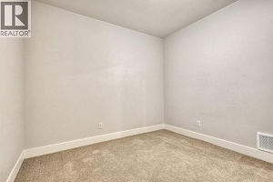 1865 Viewpoint Crescent - Photo 39