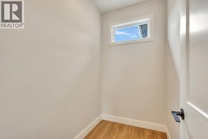 1865 Viewpoint Crescent - Photo 41