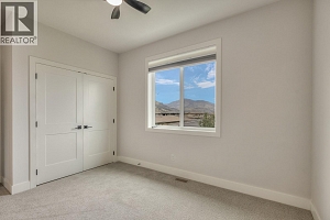 1865 Viewpoint Crescent - Photo 44