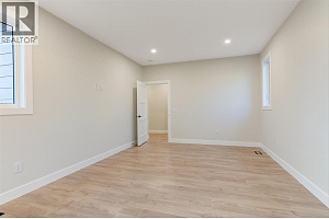 732 Coopland Crescent Unit# 4 - Photo 15