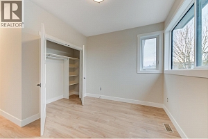 732 Coopland Crescent Unit# 1 - Photo 43