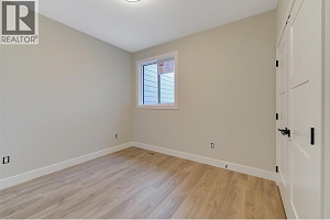 732 Coopland Crescent Unit# 1 - Photo 45