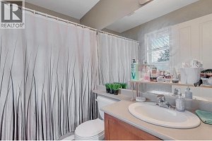 105 mccurdy Road E - Photo 24