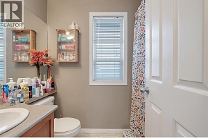 105 mccurdy Road E - Photo 32