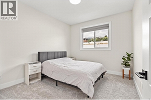 3329 Hawks Crescent - Photo 42