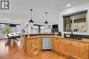 159 Clifton Road N - Photo 3