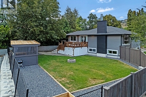 1552 Pinehurst Crescent - Photo 16