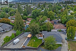 1552 Pinehurst Crescent - Photo 17