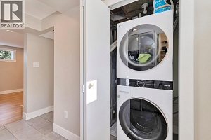 1552 Pinehurst Crescent - Photo 36