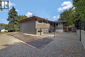 1552 Pinehurst Crescent - Photo 38