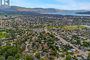 1552 Pinehurst Crescent - Photo 42