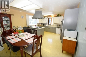 3415 35 Avenue - Photo 11