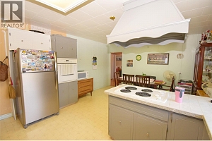 3415 35 Avenue - Photo 13