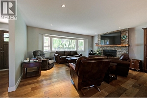 1440 Mission Ridge Drive - Photo 6