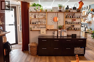 545 Lawrence Avenue Unit# 101A - Photo 25