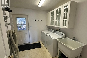 9085 Tronson Road - Photo 34