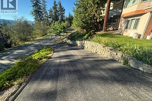 9085 Tronson Road - Photo 96