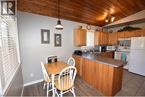190 Falcon Avenue - Photo 17